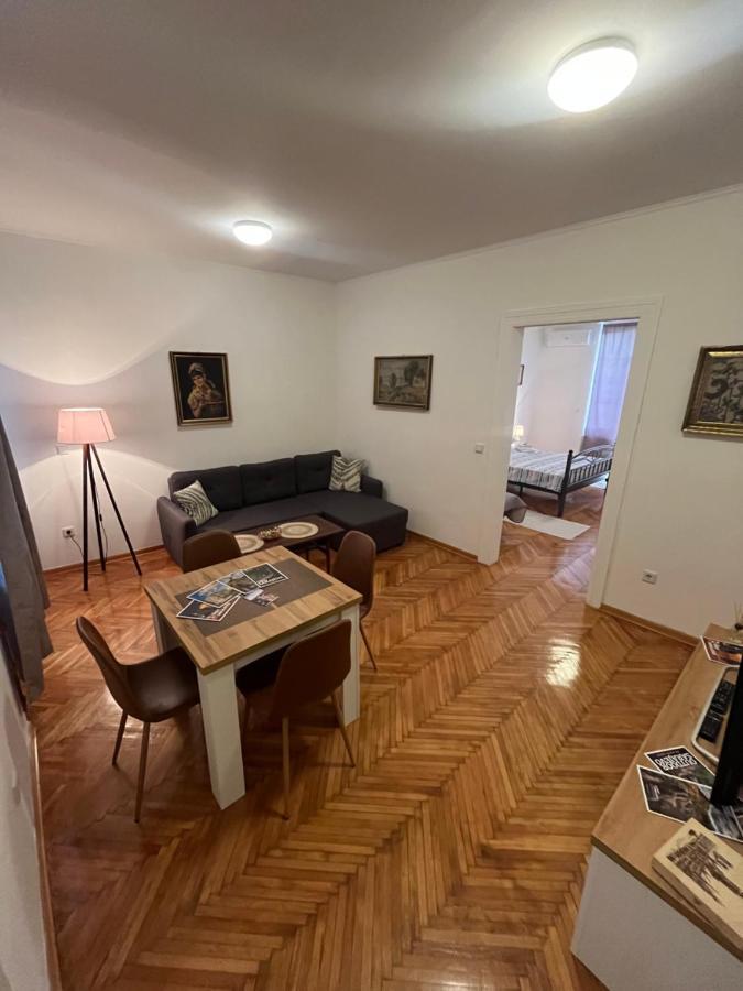 Apartment Grand Market *
